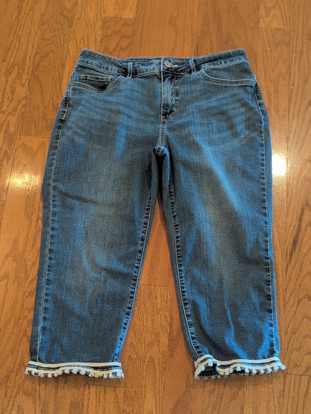 croft & barrow Blue Cropped Jeans with Fringed Hem